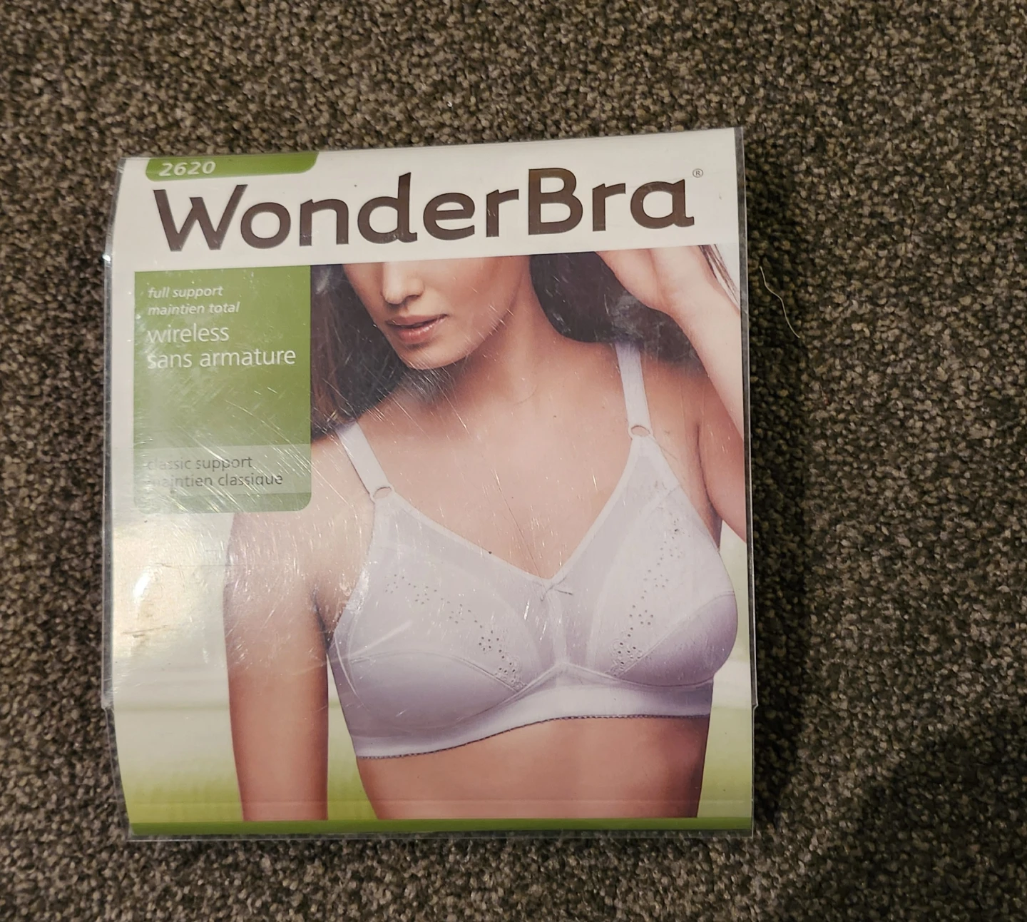 WonderBra Wireless Classic Support Bra White