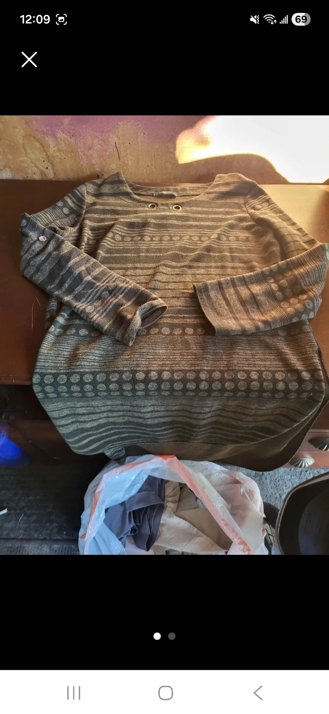 Assorted Women's Clothing Bundle - photo 2