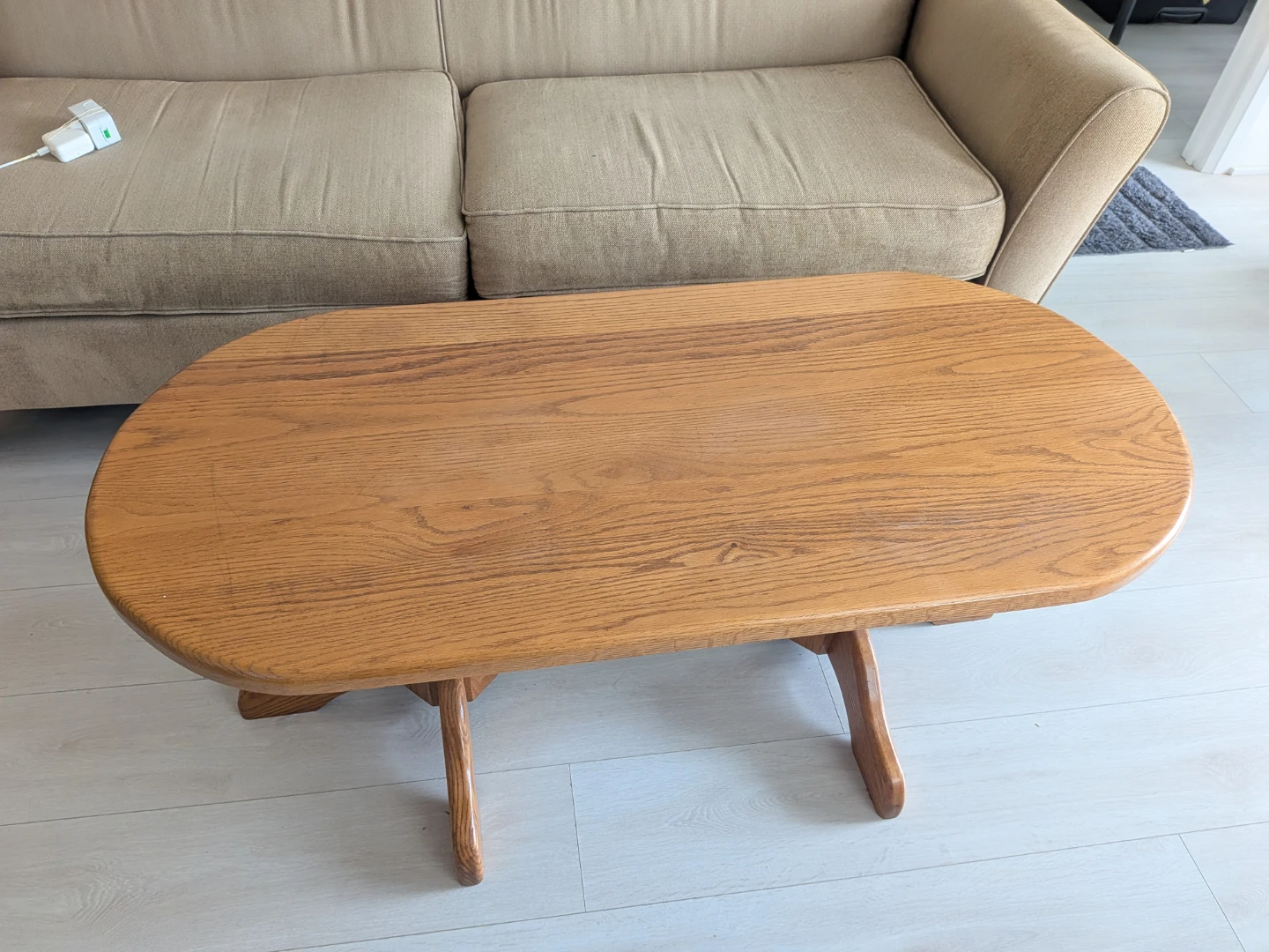 Move out sale: Oval Oak Coffee Table - photo 2