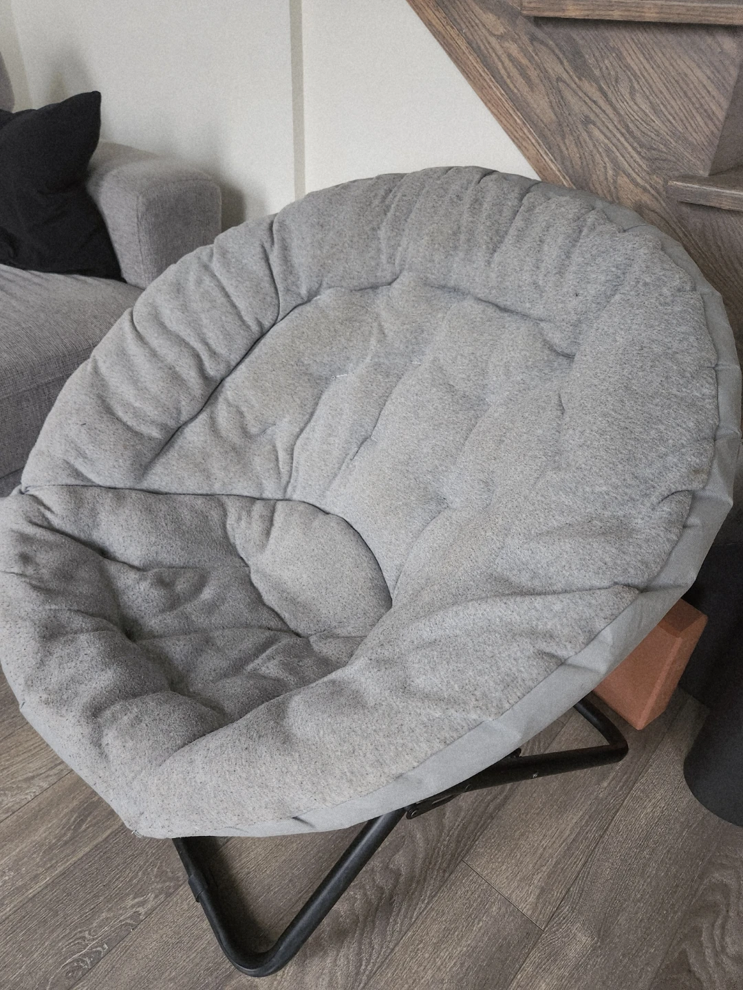 Grey Collapsible Saucer Chair