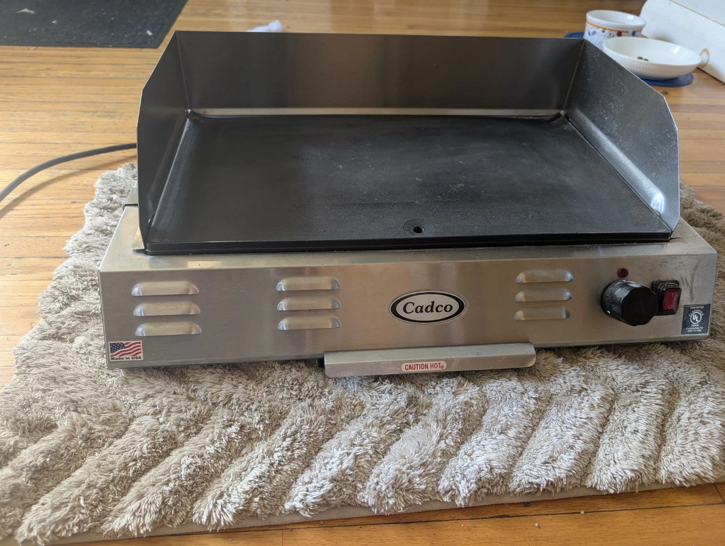Cadco CG-10 21"x12" Stainless Steel Electric Countertop Grill
