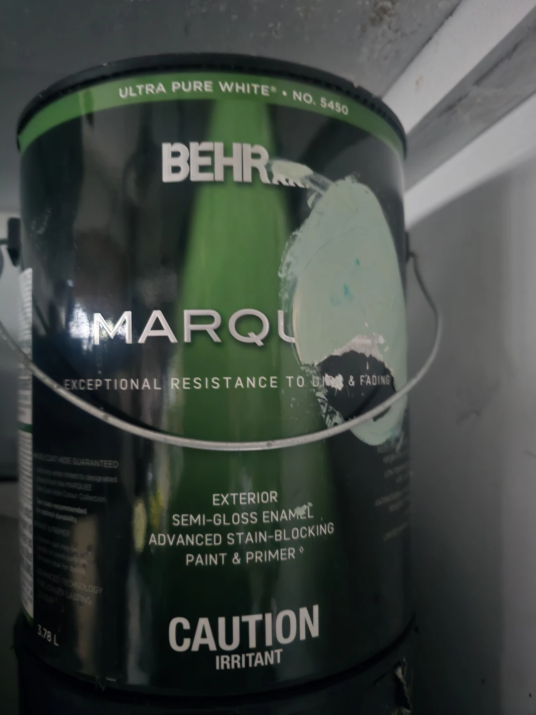 Full not used. Behr Marquee Exterior Semi-Gloss Enamel 3.78L