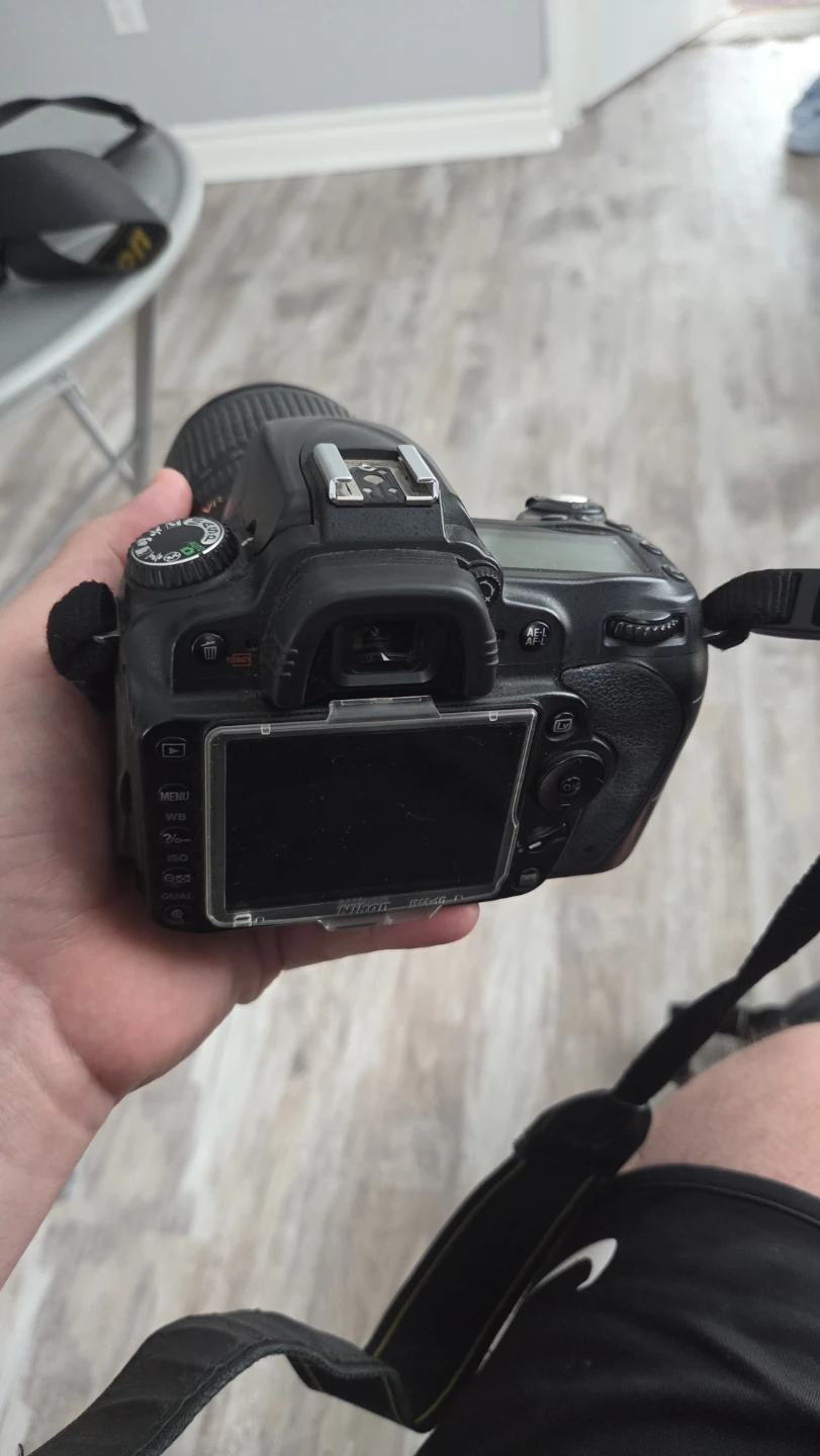 Nikon D90 DSLR Camera - photo 3