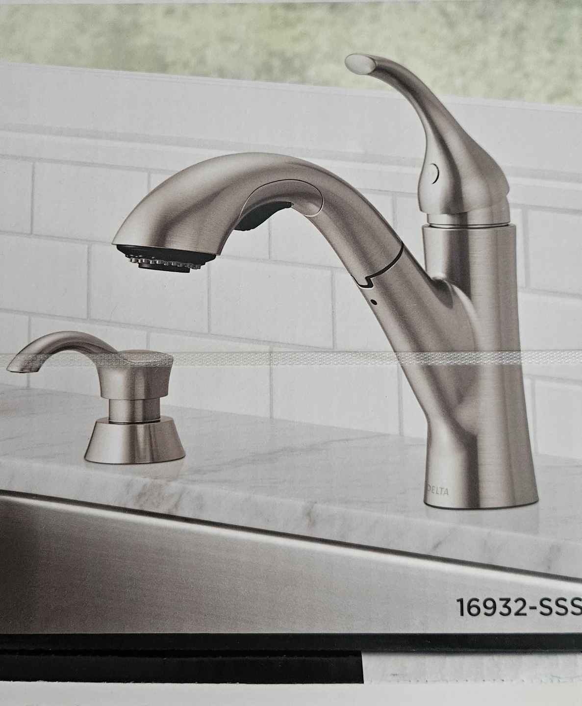 Delta Kessler Pull-Out Kitchen Faucet 16932-SSS