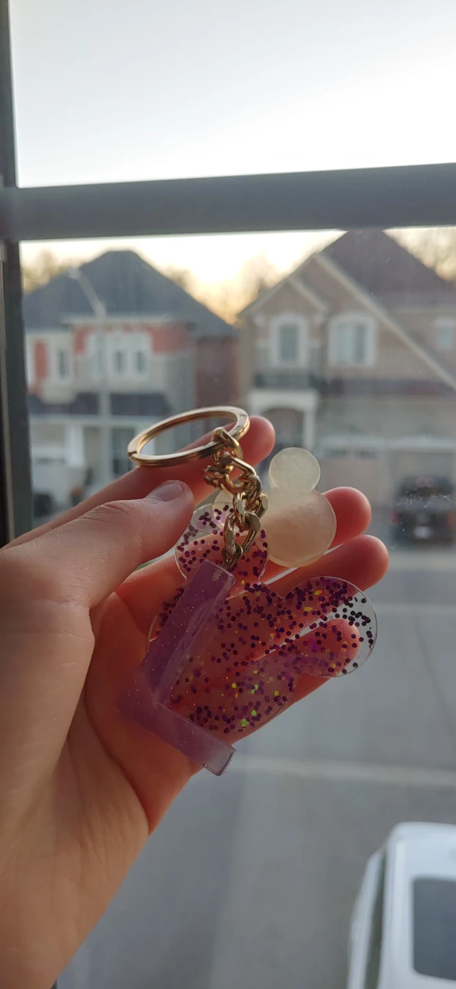 Disney themed letter L keychain - photo 2
