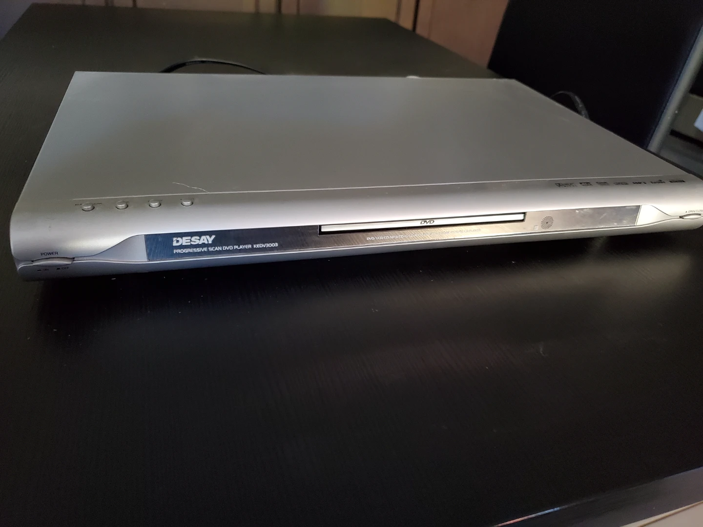 Desay KEDV3003 Progressive Scan DVD Player