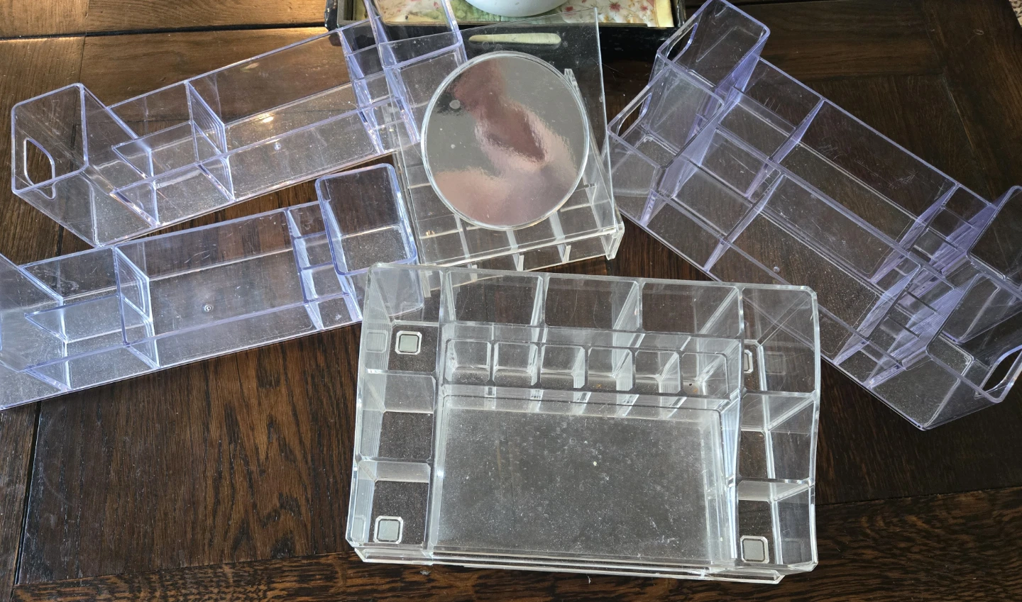 Set of Clear Acrylic Cosmetic Organizers - photo 2