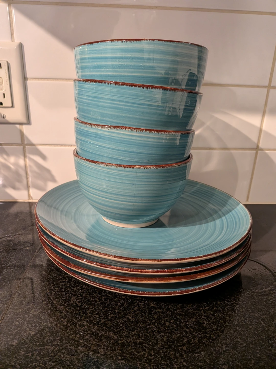 Set of 4 blue dinner plates and 4 matching bowls - photo 4