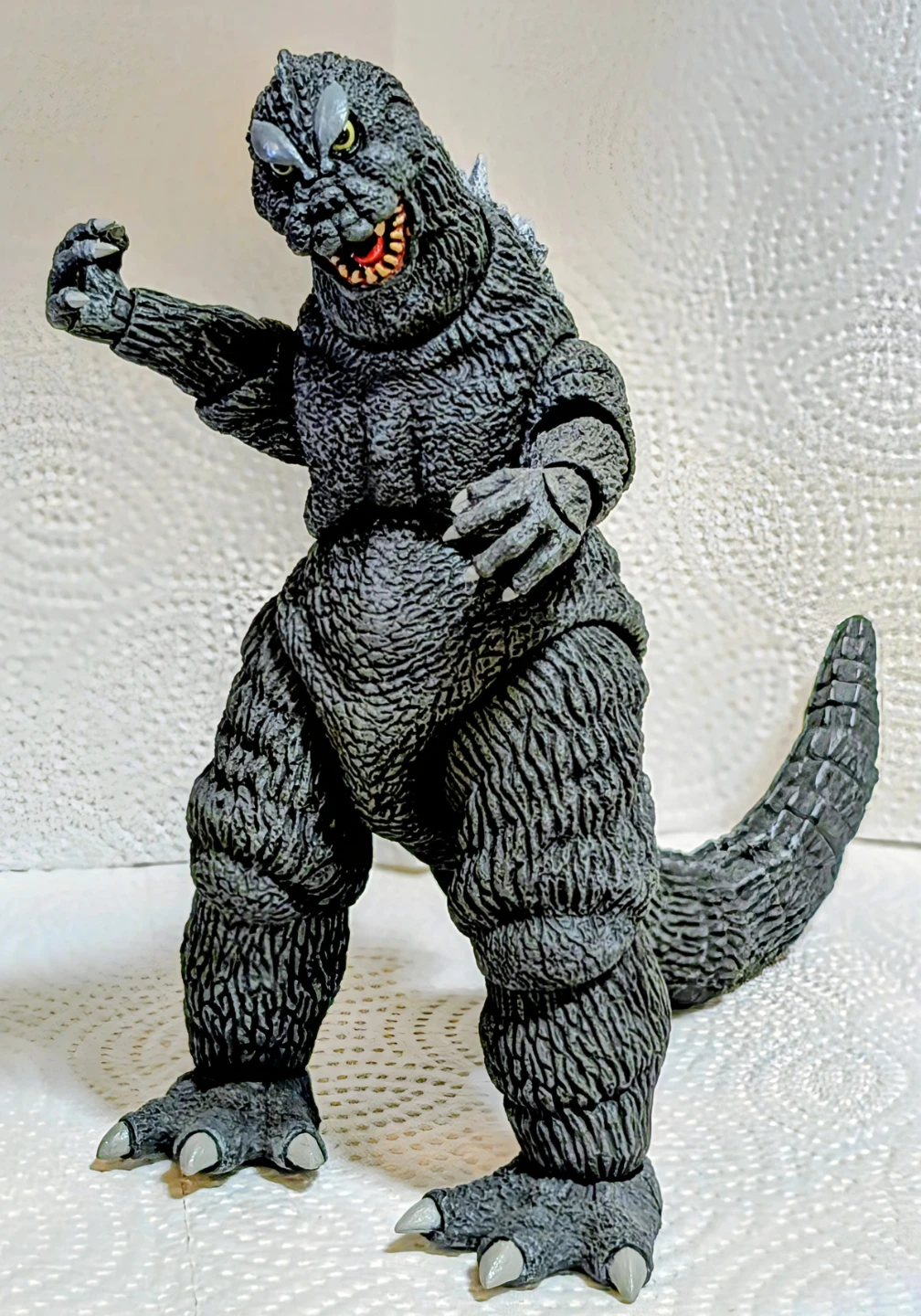 Godzilla Bandai S.H. MonsterArts  1962 Action Figure - photo 3