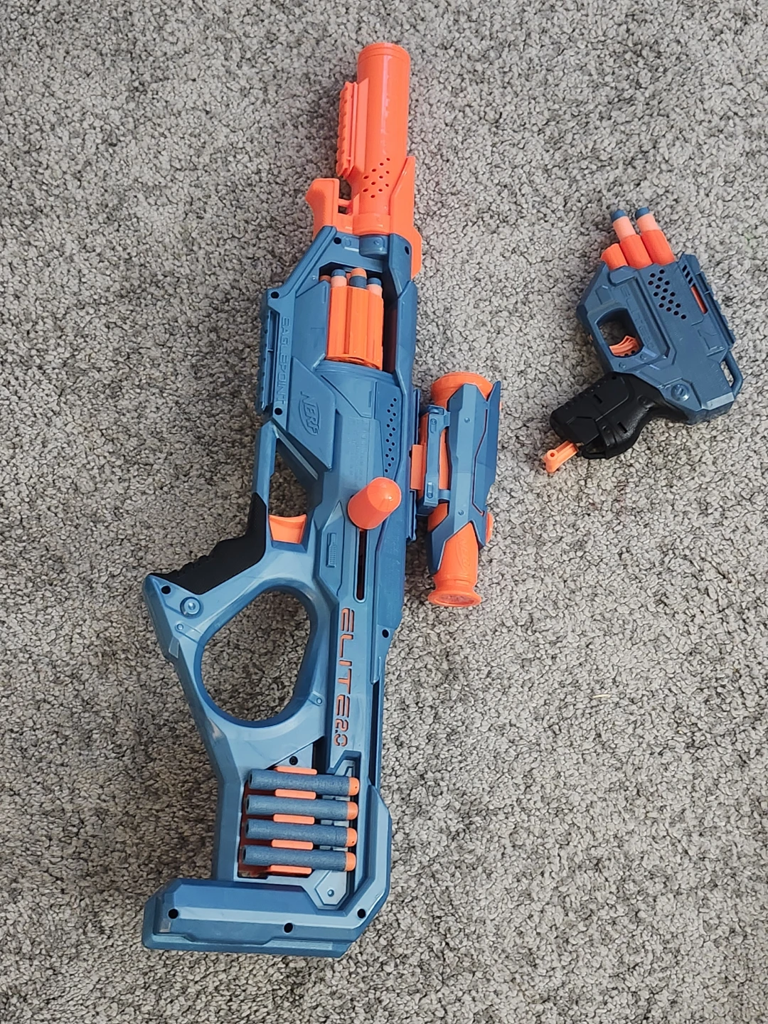 Nerf Elite 2.0 Eaglepoint RD-8 and Small Blaster