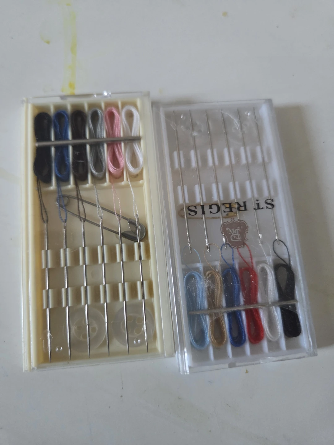 St Regis Sewing Kits - photo 4