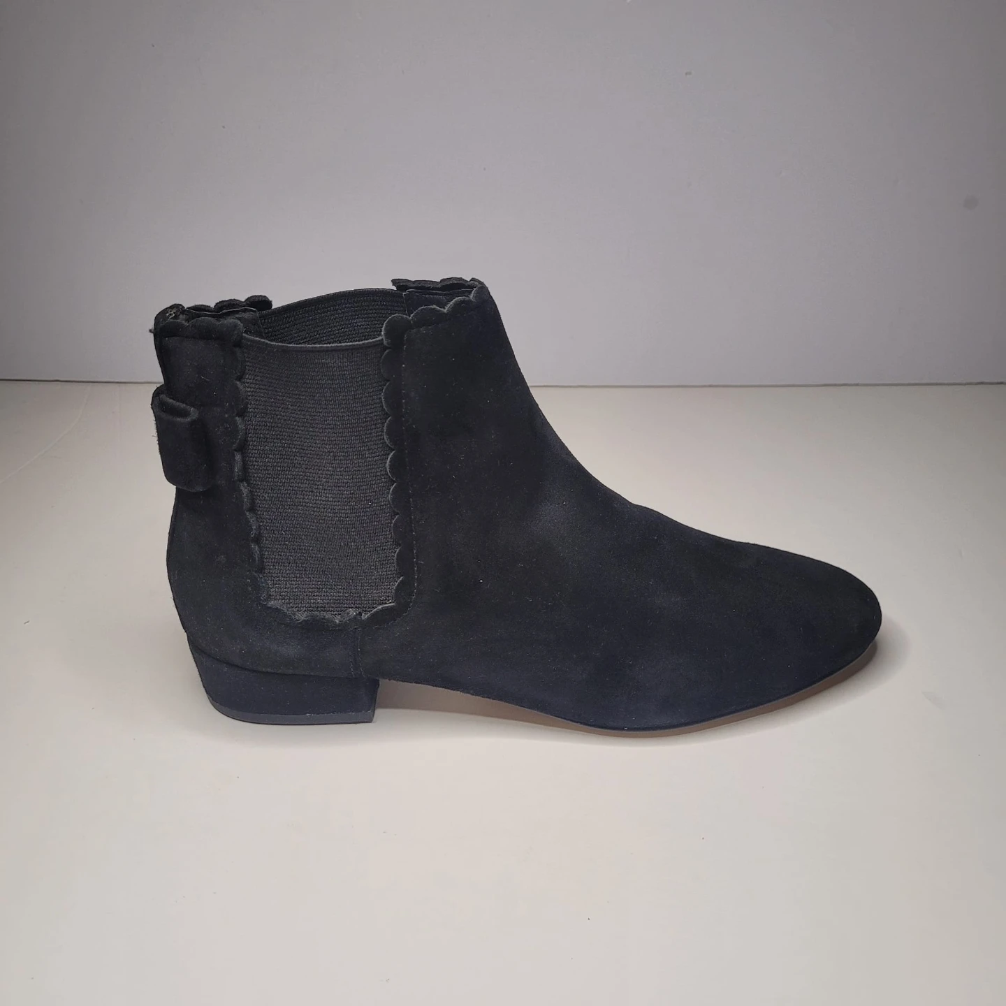 Kate Spade New York black suede ankle boots size 6.5 - photo 4