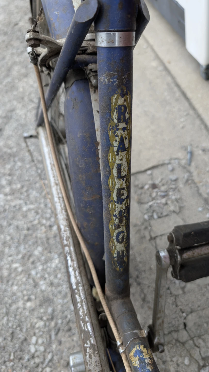 Vintage Raleigh bicycle - photo 3