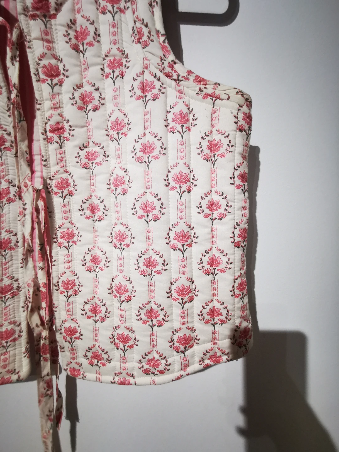 Vintage cottonFloral Print Quilted Cotton Vest - photo 5