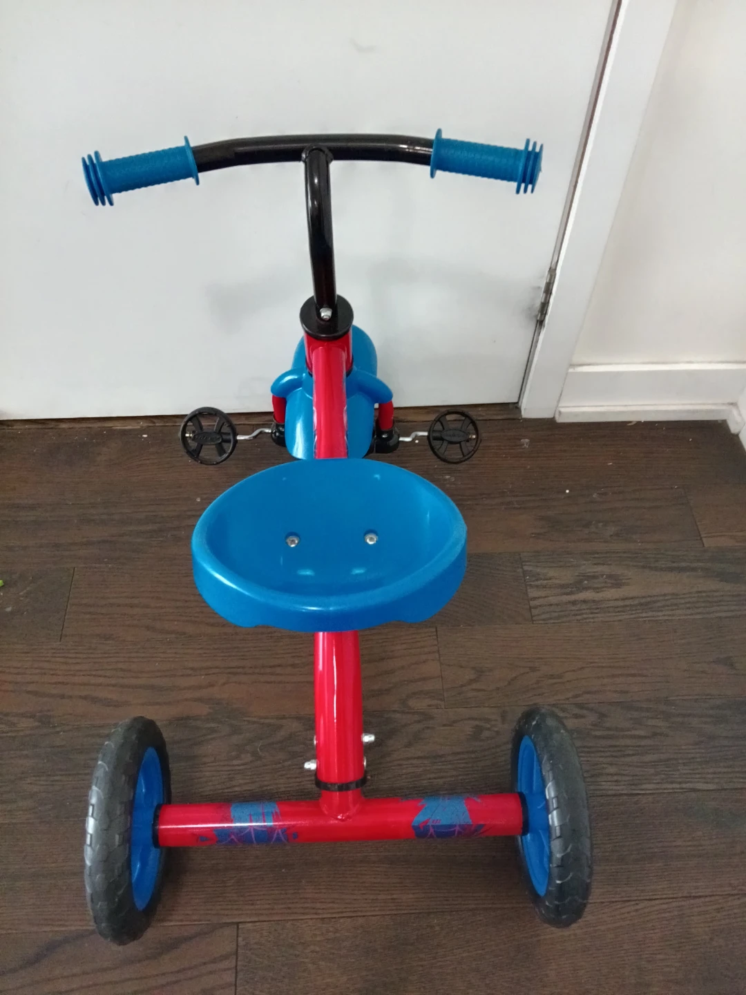 Huffy Spider-Man Tricycle - photo 3