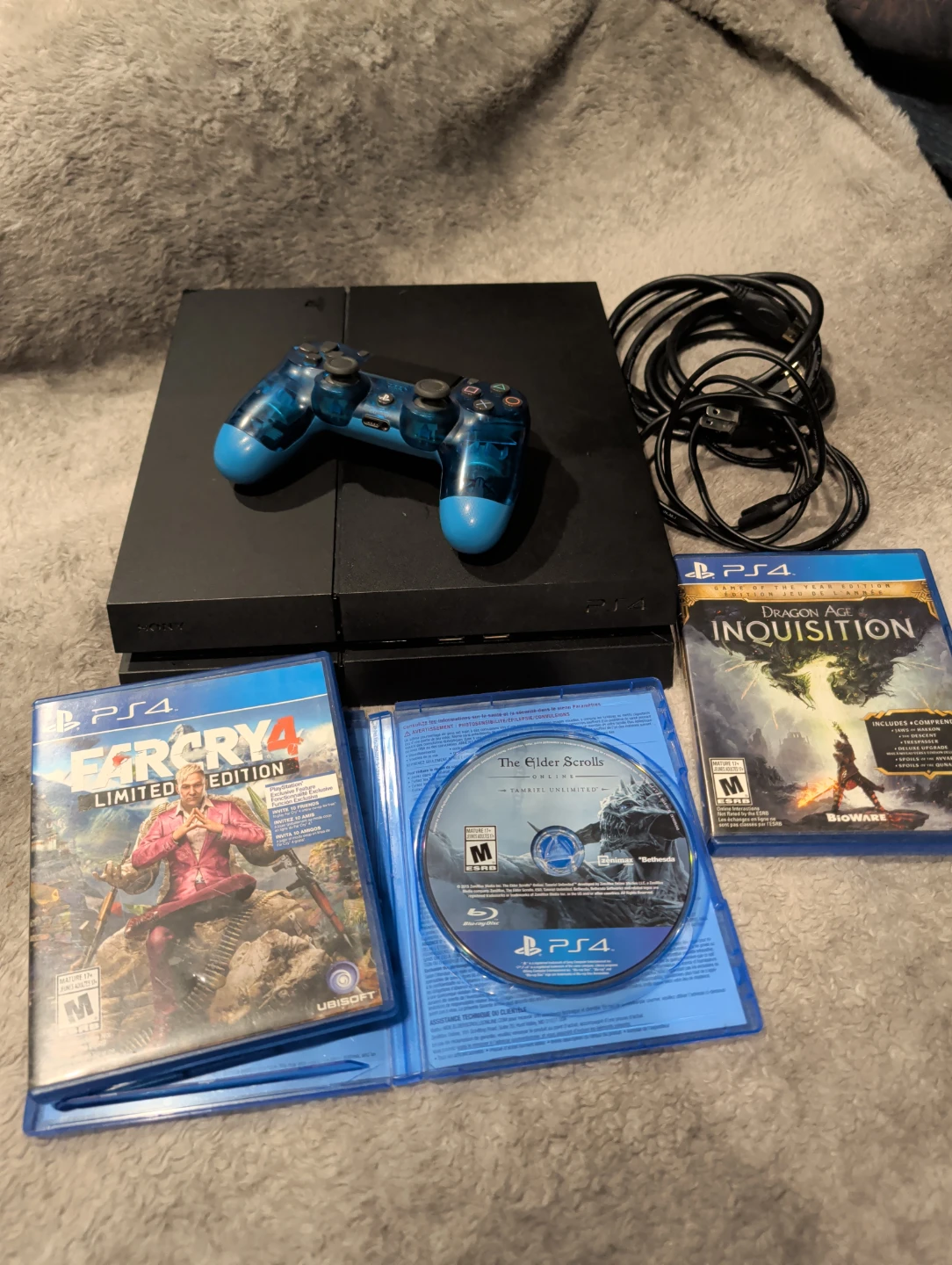 Sony PlayStation 4 Console Bundle