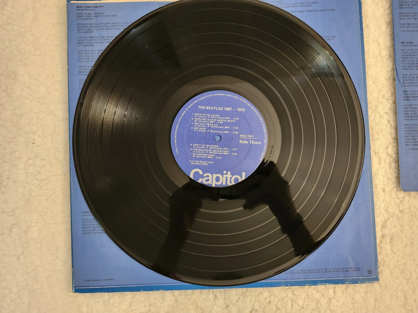 The Beatles 1967-1970 Vinyl Record Set - photo 3