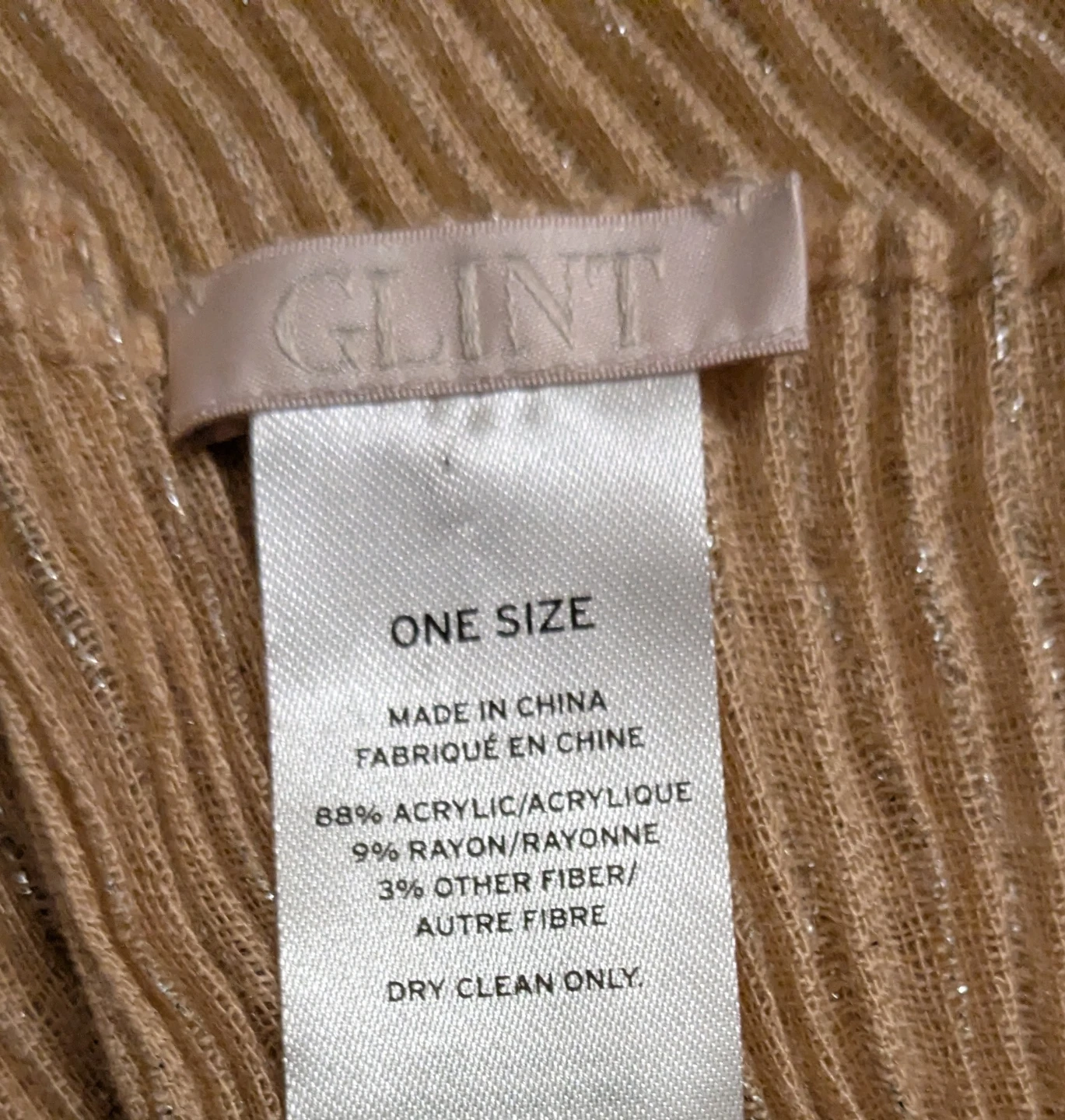 Glint Champagne Sparkle Pleated Shawl 97 x 16 - photo 4