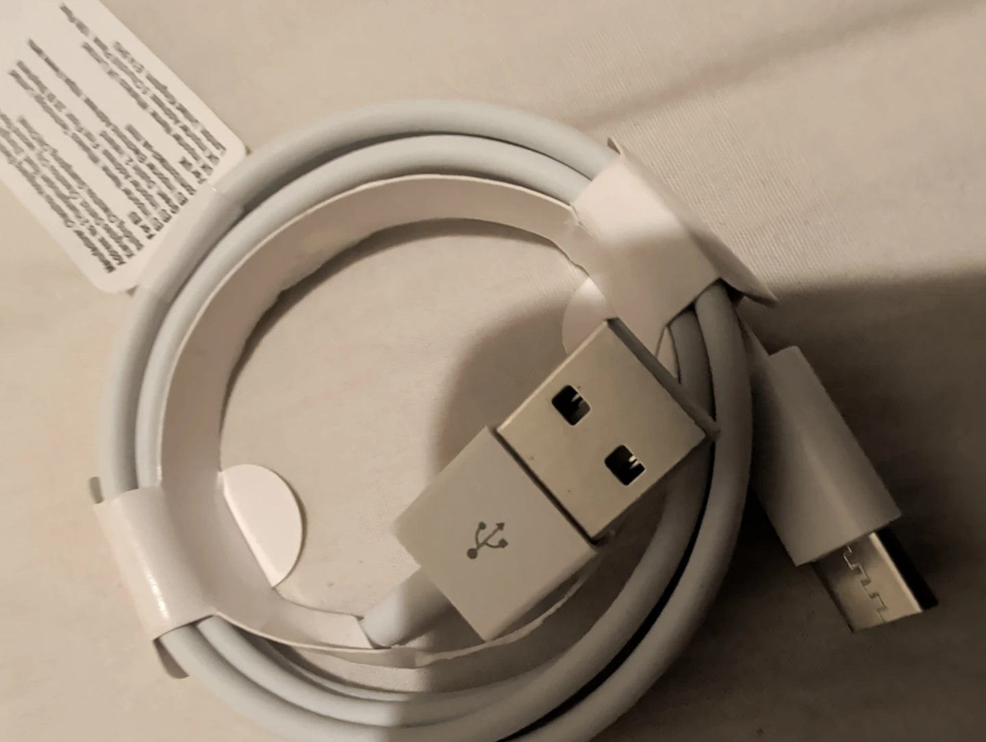 USB-A to USB-C charging cable - photo 2