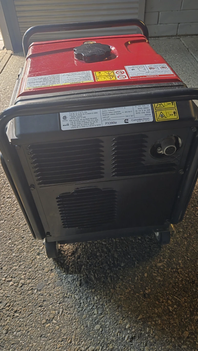 Cummins Onan P3200ie Portable Inverter Generator - photo 3
