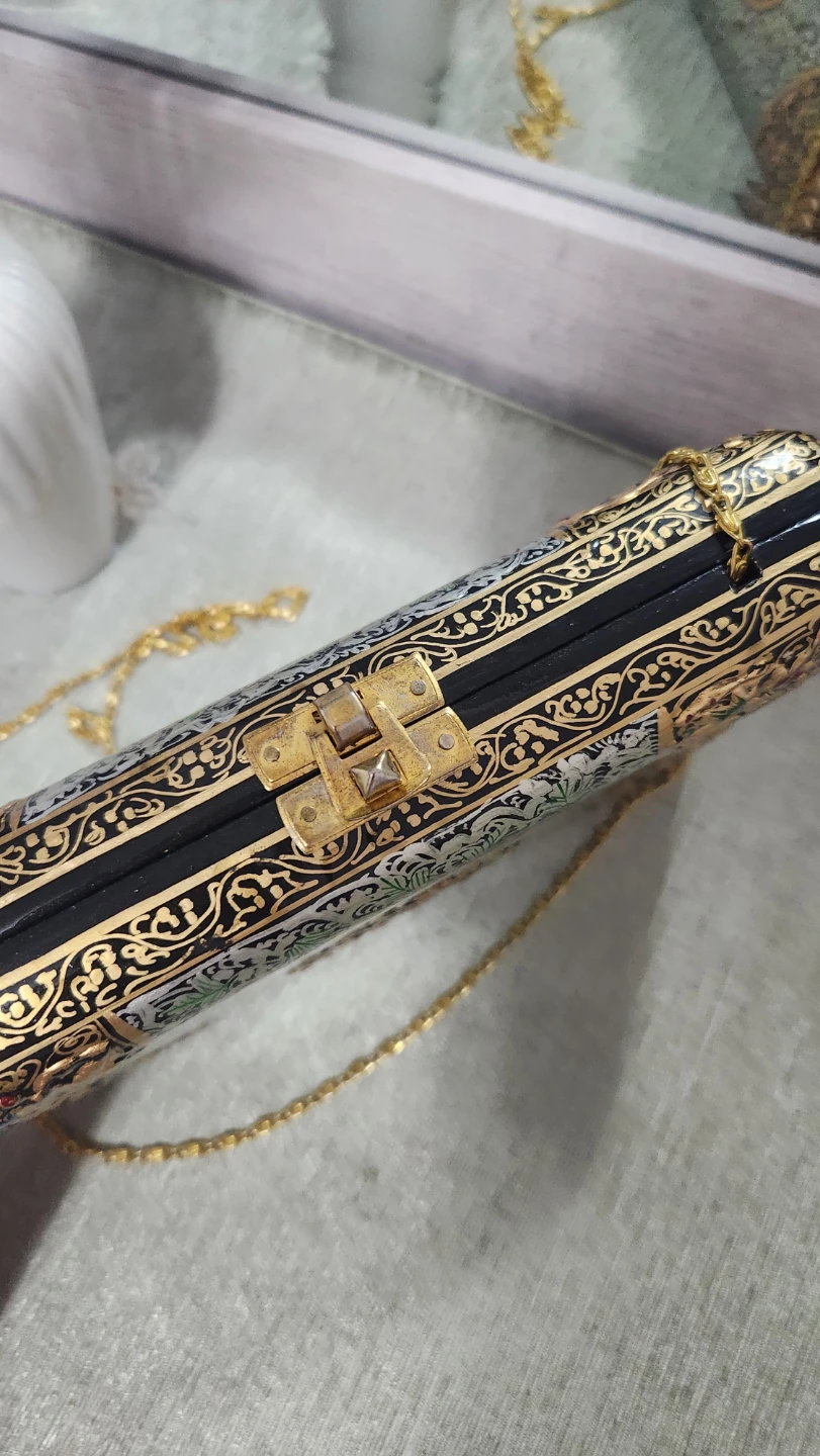 Hand made Ornate Decorative Metal Clutch Purse - photo 4