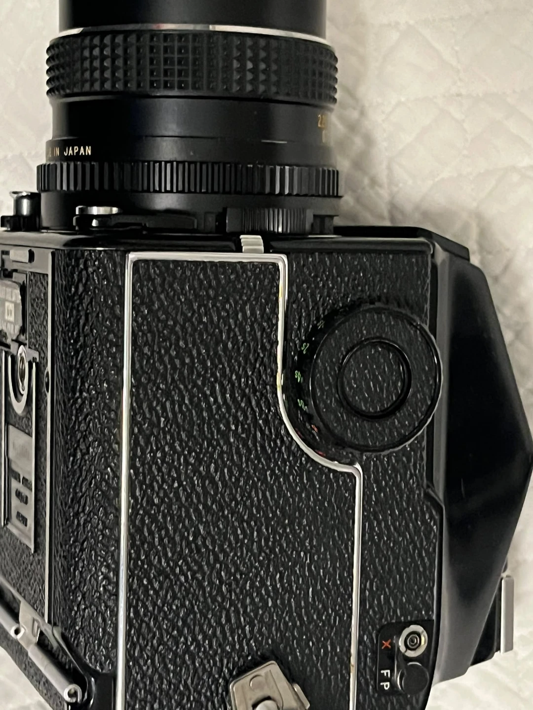 Mamiya M645 1000s Camera with 80mm Lens - photo 5