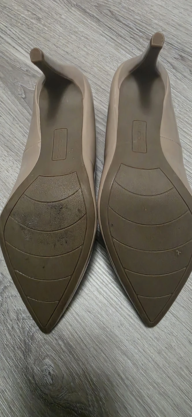 Bandolino Nude Patent Heels