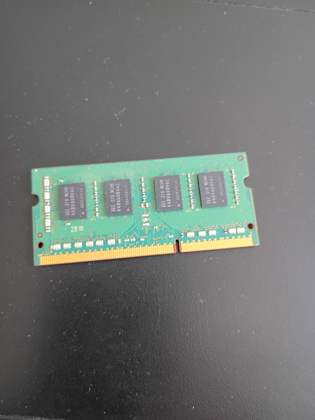 Samsung 4GB DDR3 laptop RAM - photo 2