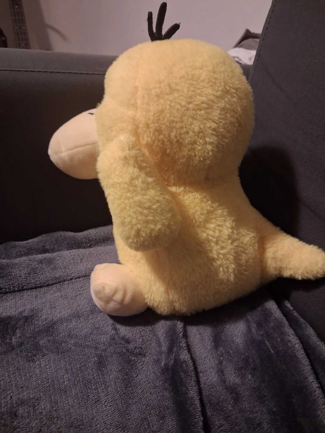Psyduck Pokemon Plush - photo 2
