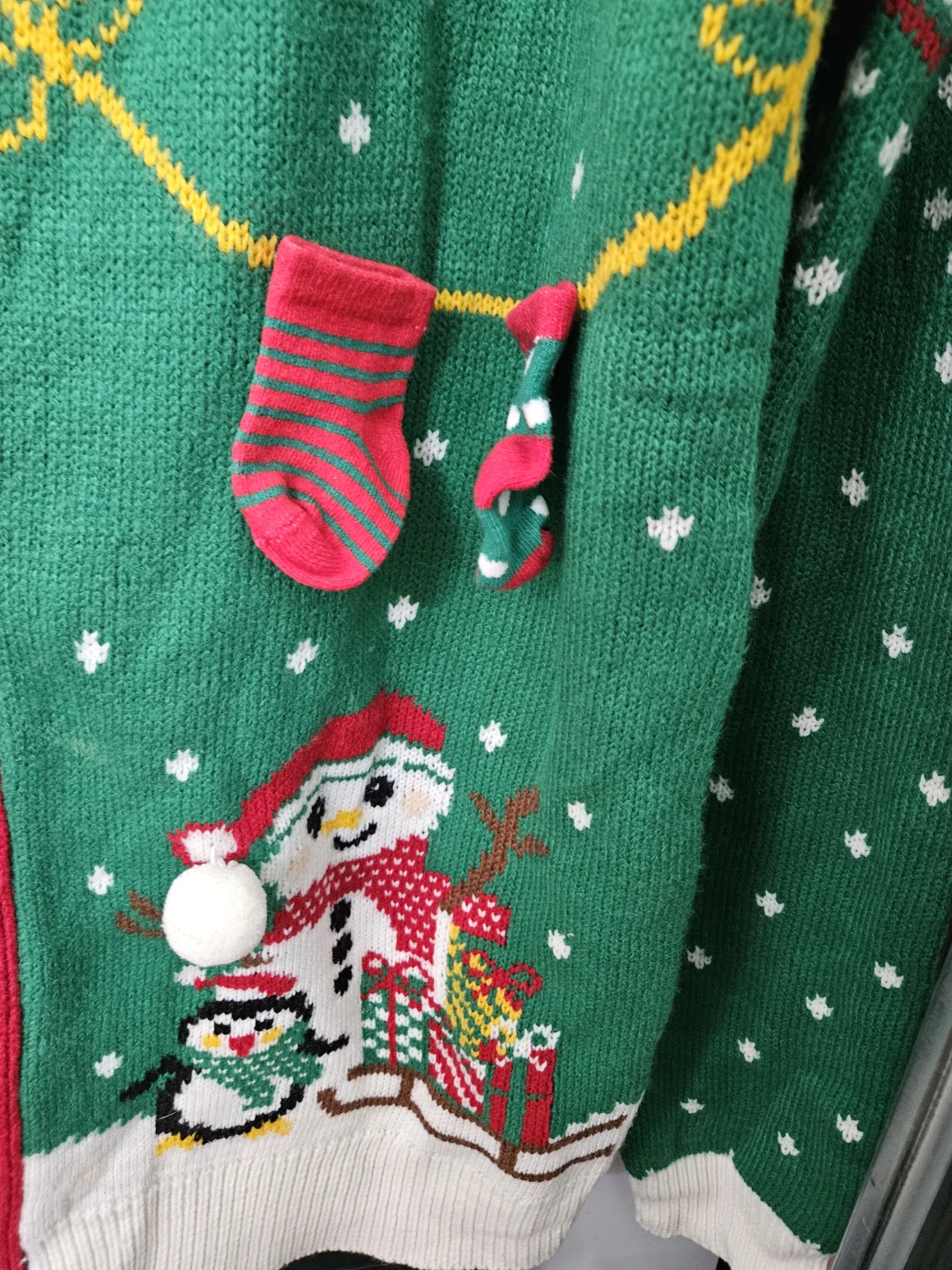 Urban Heritage Christmas Cardigan - photo 3