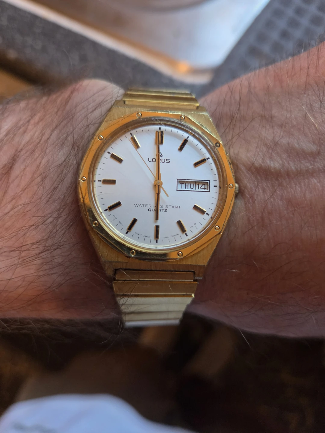 Vintage 1980s Lorus Quartz Day-Date (Y143-8010) .