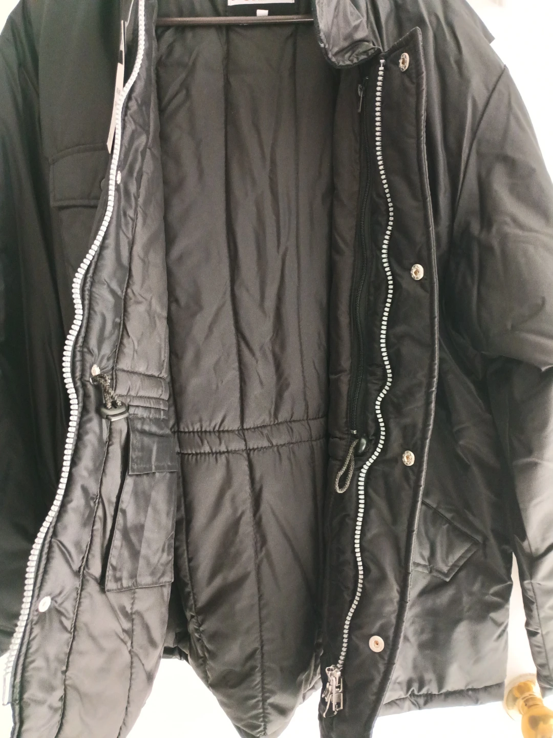 Sumaggo Black Winter Jacket Medium - photo 2