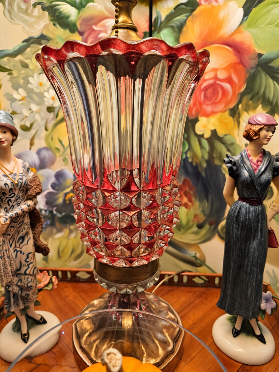 Vintage 40s Ruby Glass and Brass Table Lamp with shade - photo 2