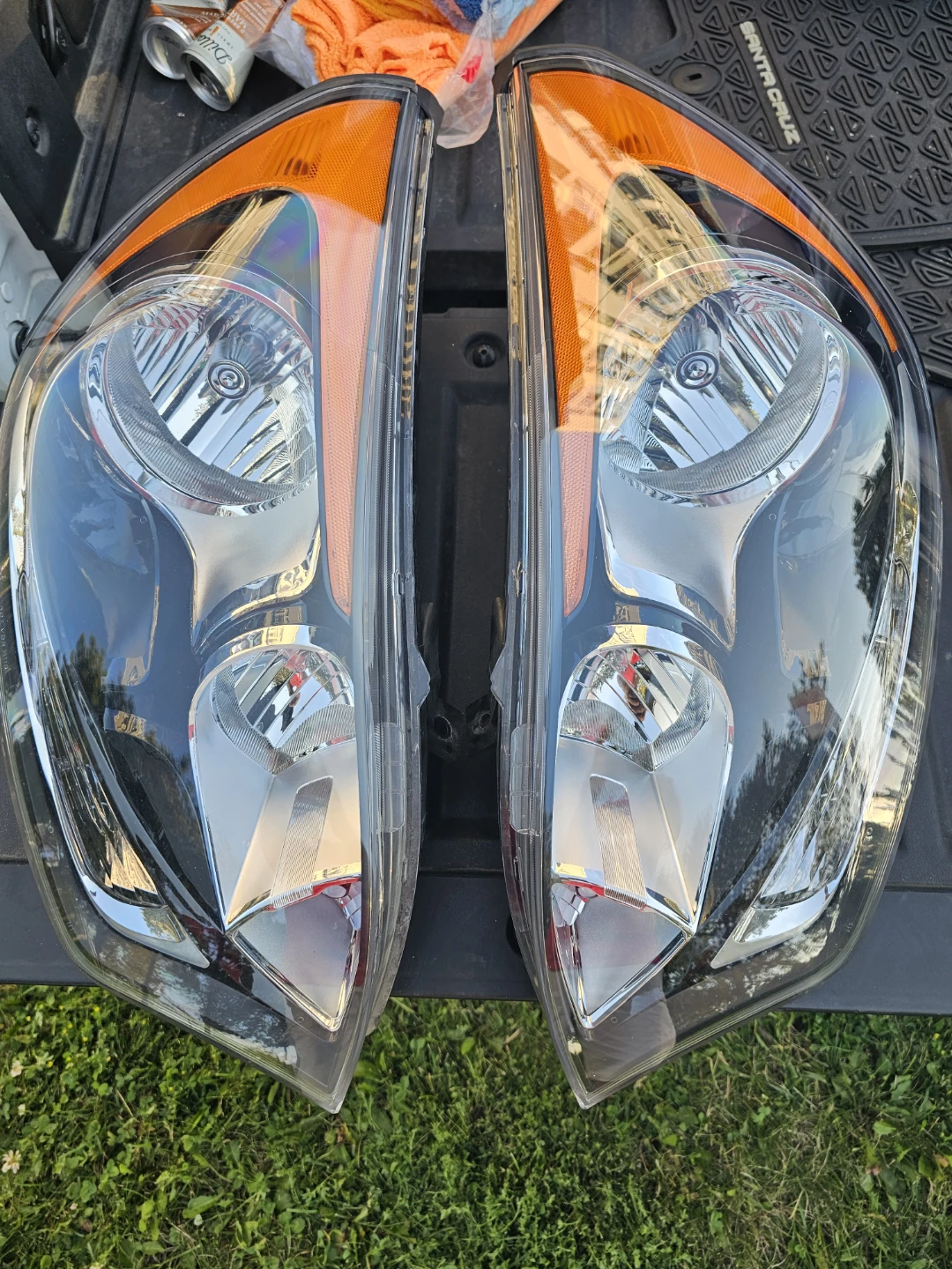 For 2012 to 2017 Kia Rio hatch back. Headlight Assembly. - photo 4