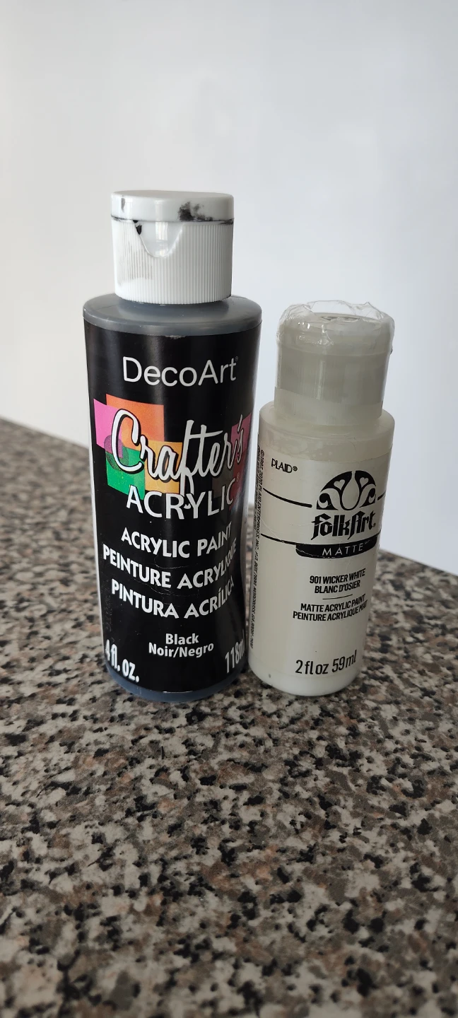 Acrylic Craft Paint Bundle: Black and Wicker White