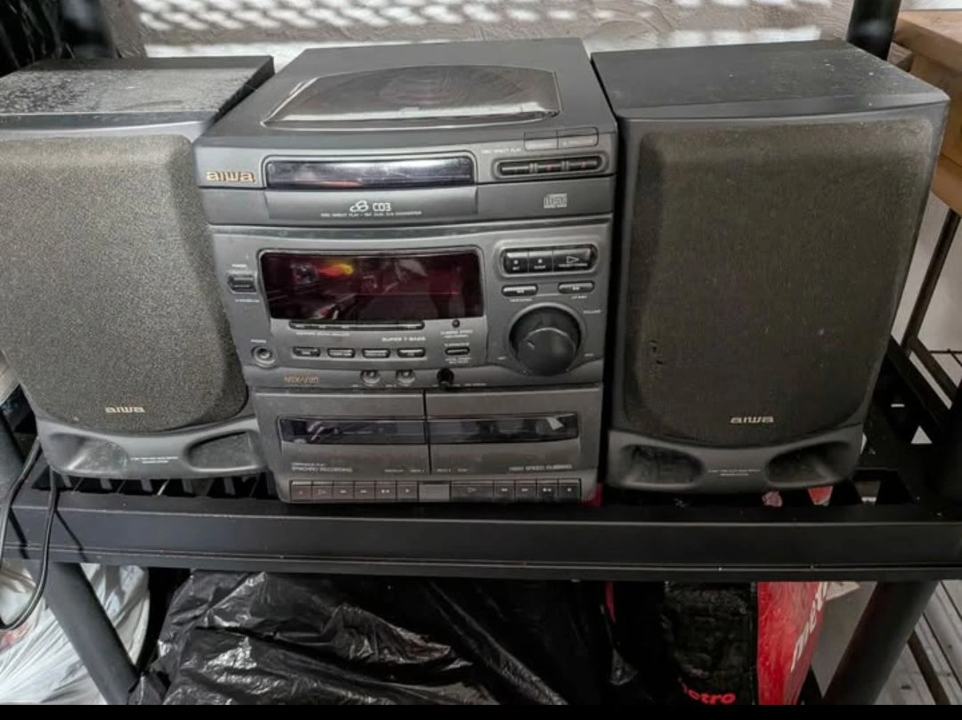 Aiwa NSX-V20 Stereo System