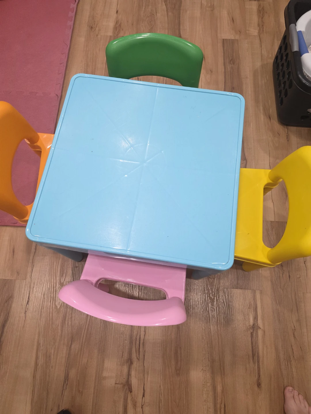 Kids Plastic Activity Table and Four Chairs - photo 2