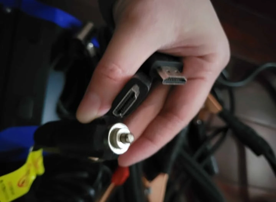 VacLife Jump Starter - photo 3