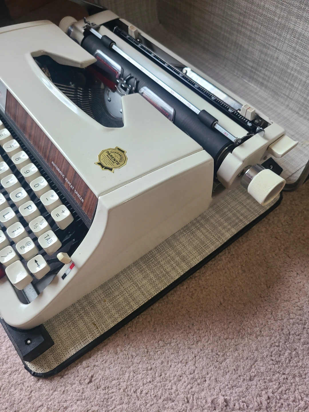 Vintage Brother Majestic 800 Manual Typewriter - photo 5
