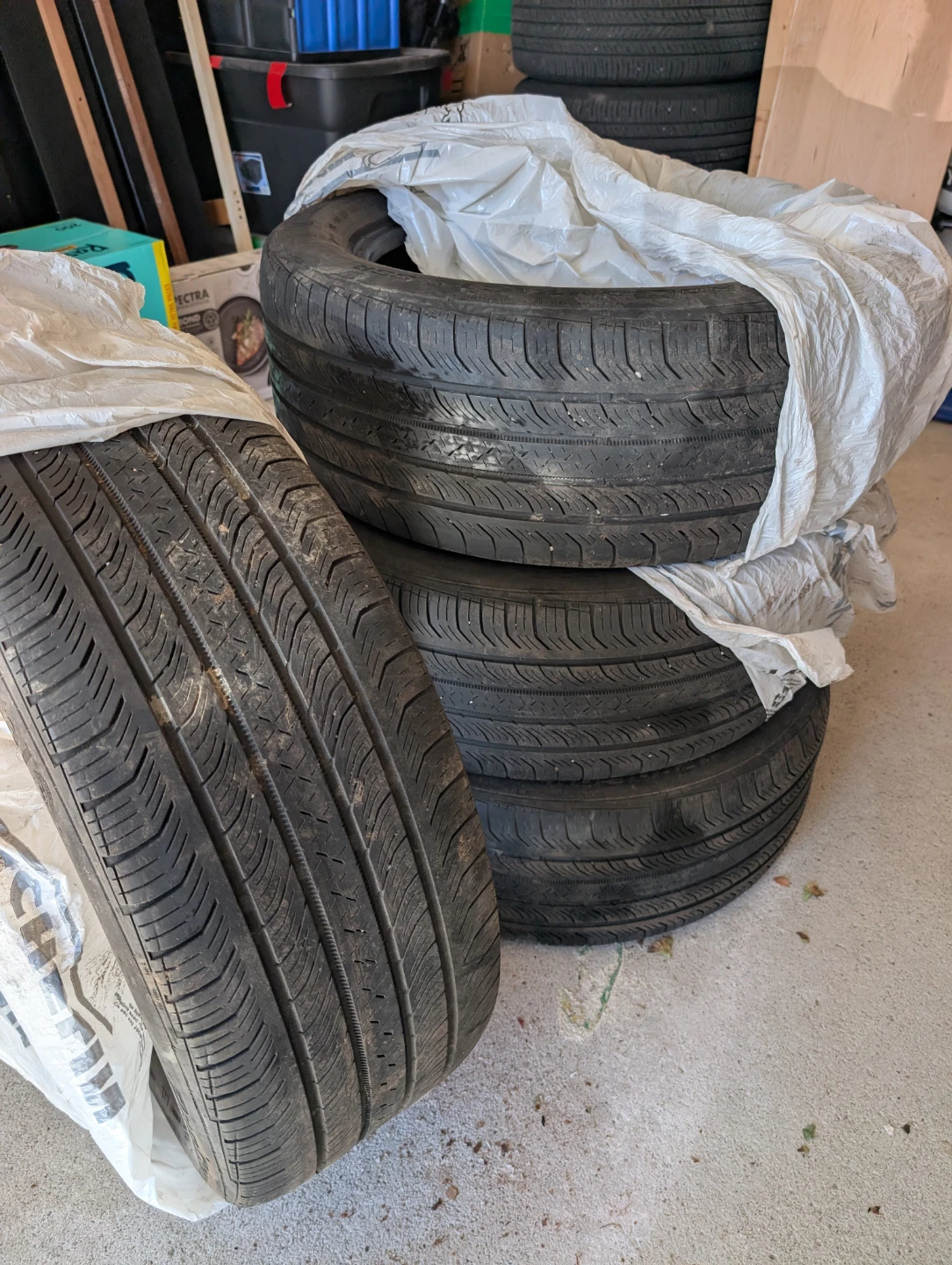 235/50R18: 4 Continental ProContact Tires