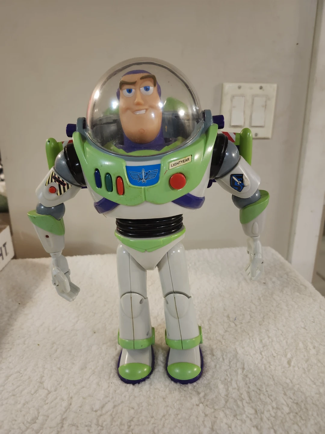 1995 Disney Thinkway Toys Buzz Lightyear Action Figure - photo 2