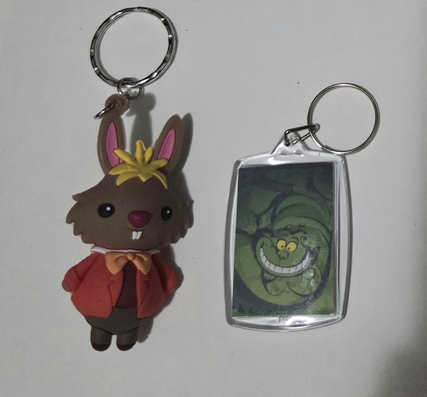 Alice in Wonderland Keychains Set