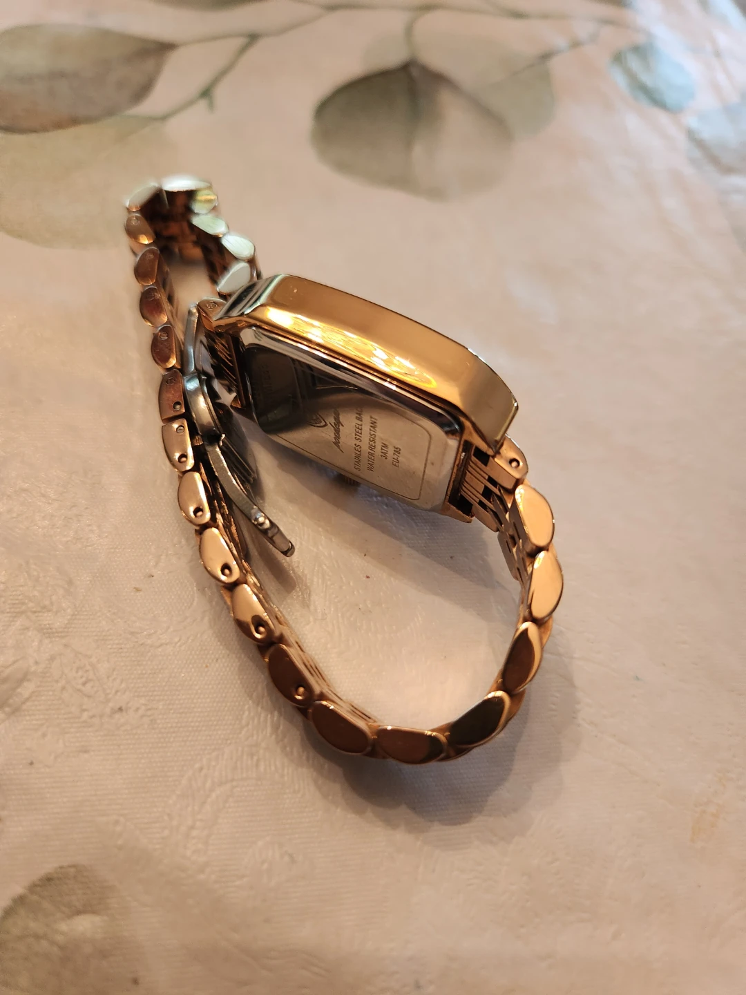 Poedagar Gold-Tone Rectangular Watch - photo 3