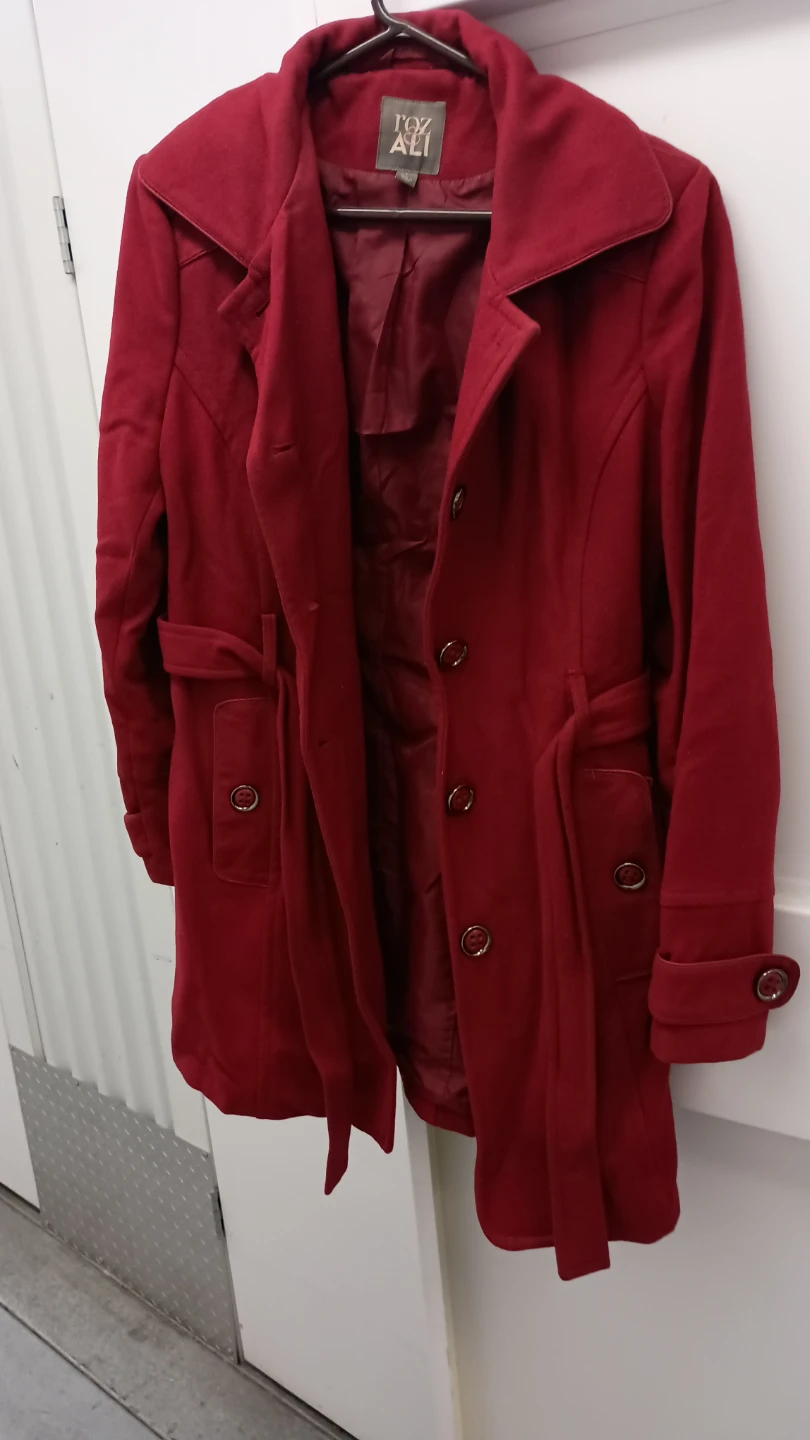 CB Established 1962 Red Coat