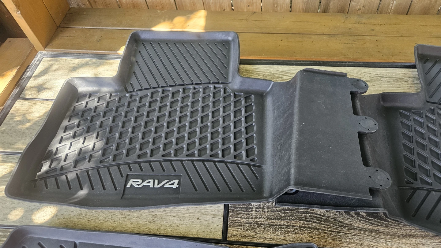 Toyota RAV4 All-Weather Floor Mats - photo 5