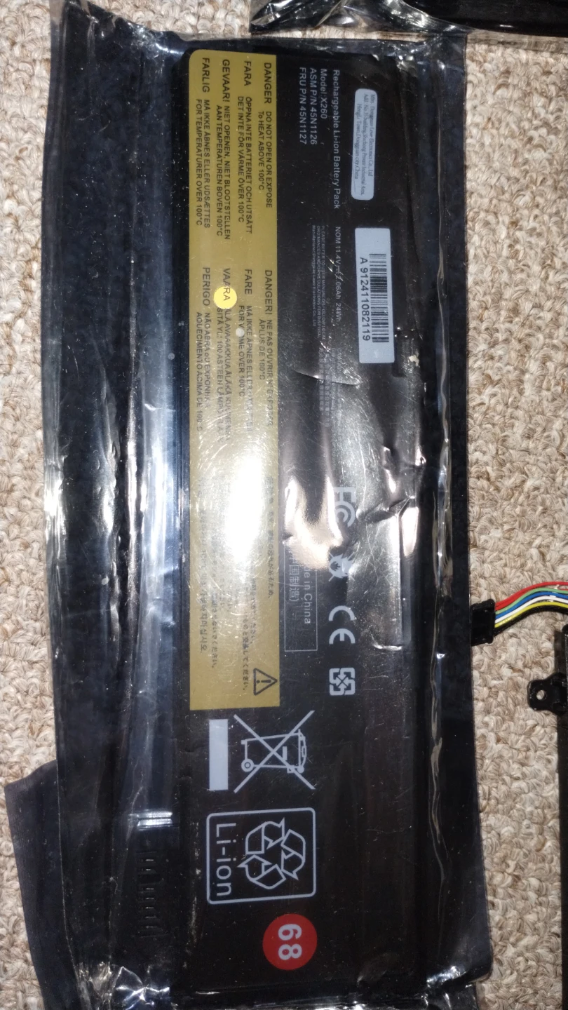 Assorted Replacement Laptop Batteries - photo 5