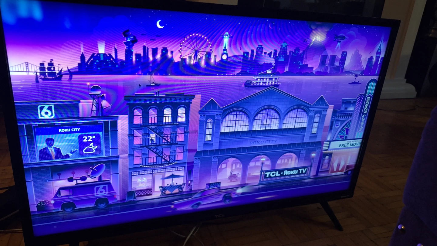 TCL  32-inch Roku Smart TV