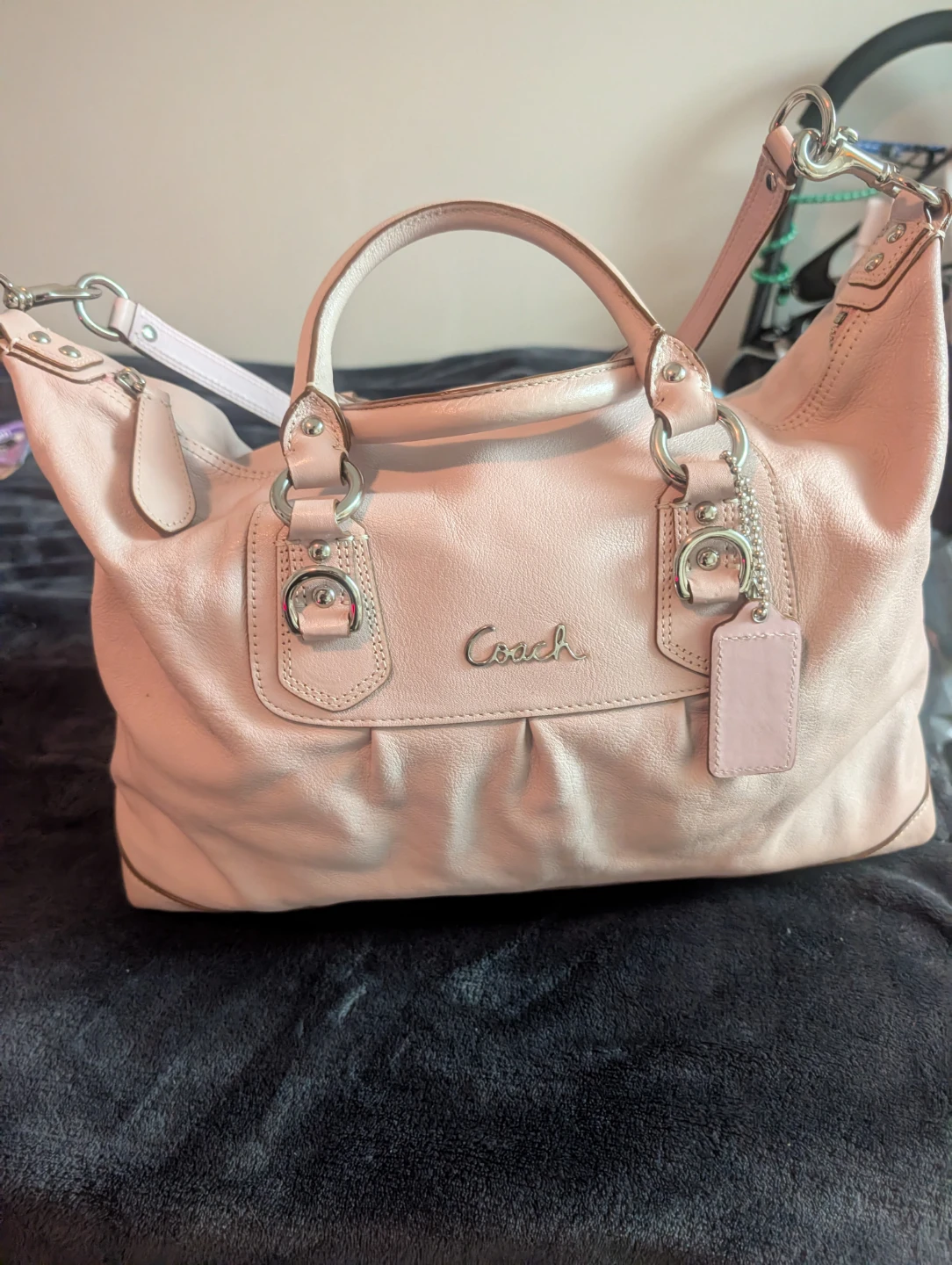 Coach Leather Handbag Pink