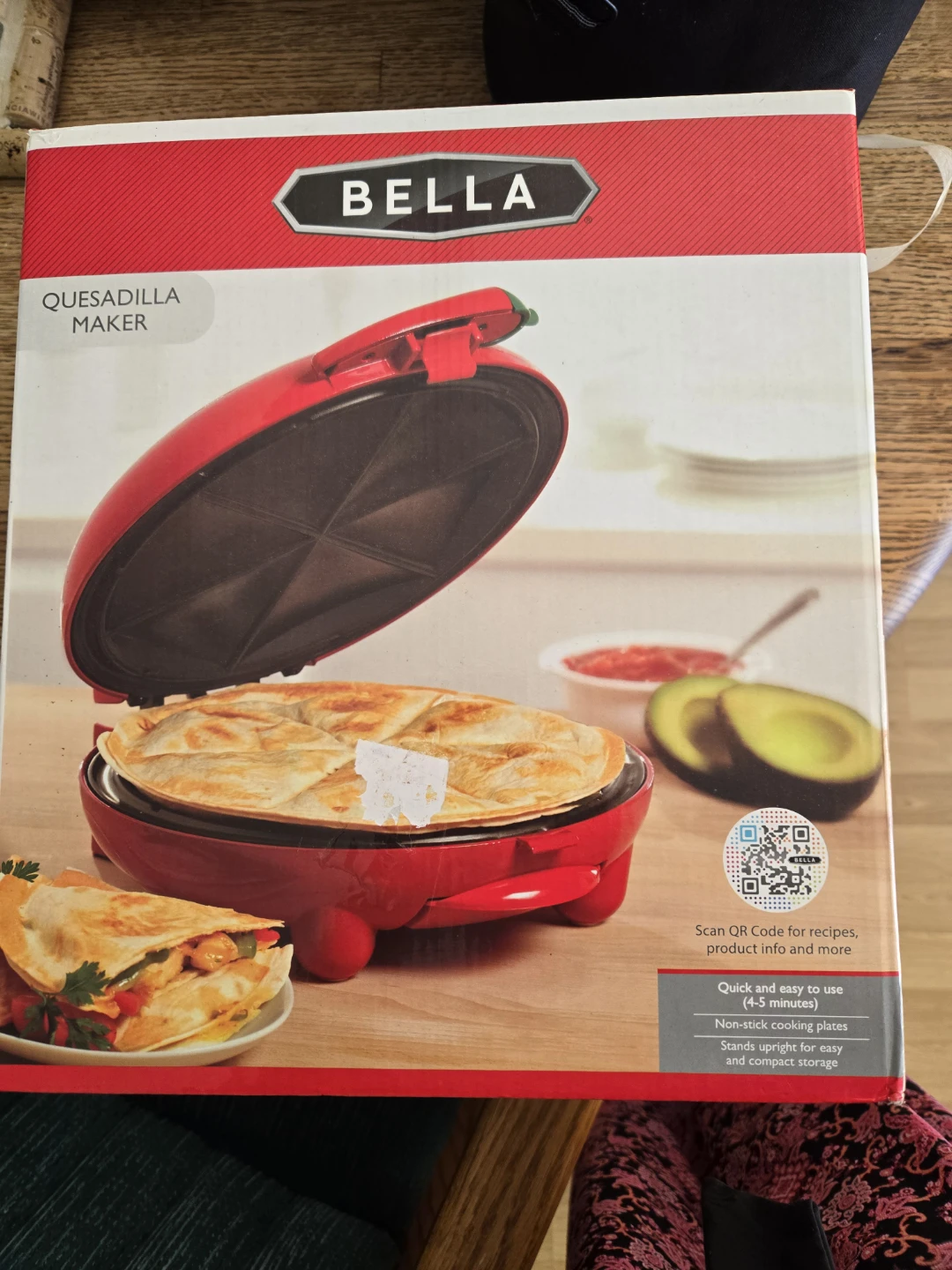 BELLA Red Quesadilla Maker
