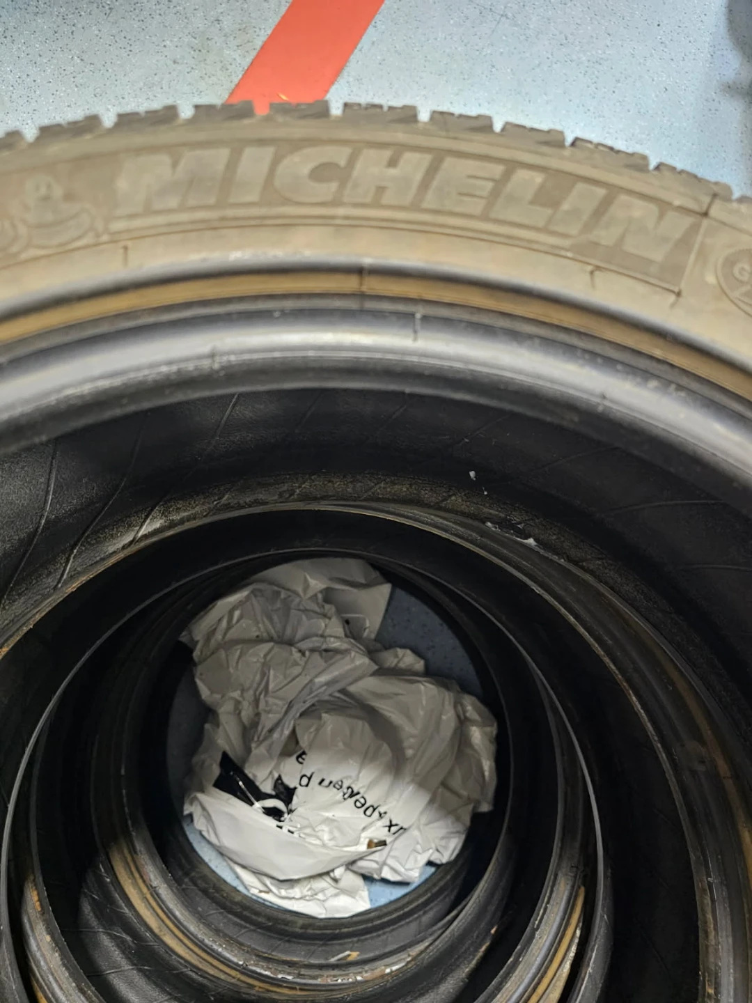 Michelin X-Ice Snow Tires 235/45R18 - photo 2